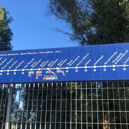 דירות פונטה גלריה Little House Fiera Di Roma מראה חיצוני תמונה